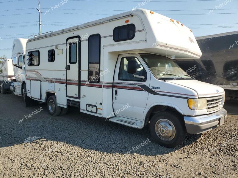 FORD MOTORHOME 1994 white  gas 1FDKE30G4RHA84648 photo #1