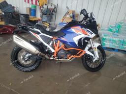 KTM 1290 SUPER 2023 two tone  gas VBKV59407PM981743 photo #2