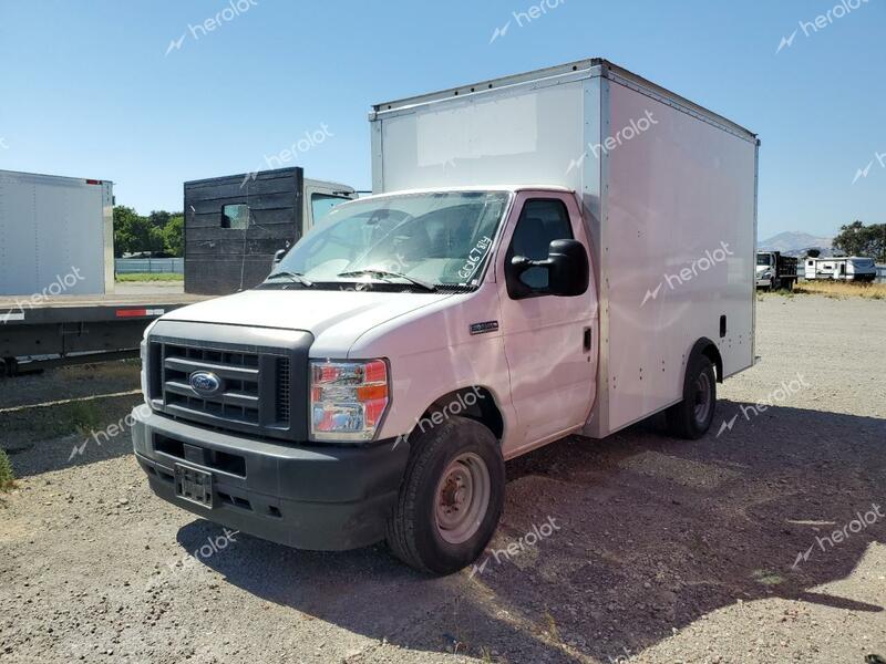 FORD ECONOLINE 2023 white  gas 1FDWE3FK9PDD21104 photo #1