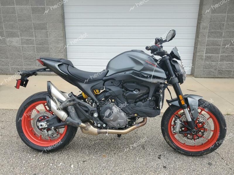 DUCATI MONSTER 2024 black  gas ZDMMAMDT1RB009158 photo #1