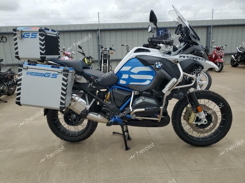 BMW R1200 GS A 2018 white  gas WB10A1204JZ953188 photo #1