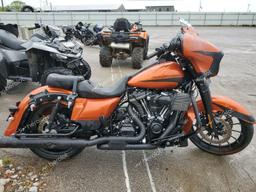 HARLEY-DAVIDSON FLHXS 2019 orange  gas 1HD1KRP1XKB652678 photo #2