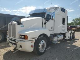 KENWORTH T600 2001 white  diesel 1XKADB9X51R870915 photo #3