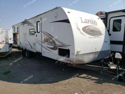 KEYSTONE LAREDO 2010 white   4YDT30329AV602561 photo #2