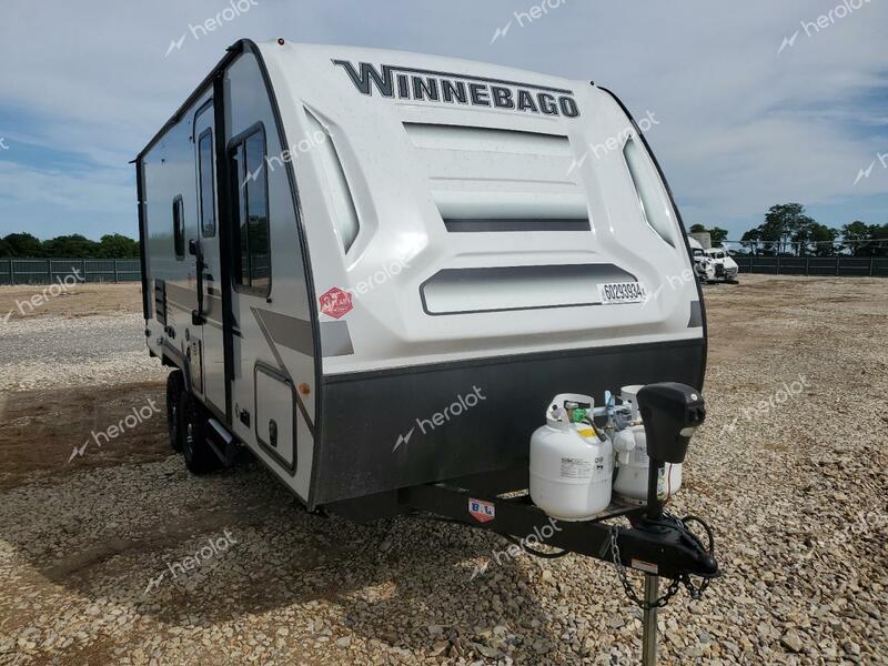 WINNEBAGO ALL MODELS 2022 white   54CTM2J29N3074696 photo #1