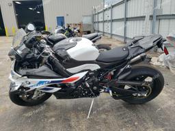 BMW S 1000 RR 2023 white  gas WB10E6301P6H10953 photo #4