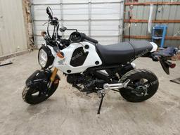 HONDA GROM 125 2024 white  gas MLHJC9213R5200485 photo #4