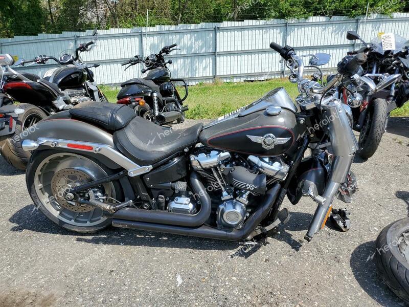 HARLEY-DAVIDSON FLFBS 2019 black  gas 1HD1YGK1XKC016590 photo #1