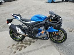 SUZUKI GSX-R1000 2023 blue  gas JS1DM11H9P7100478 photo #2