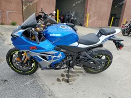 SUZUKI GSX-R1000 2023 blue  gas JS1DM11H9P7100478 photo #4