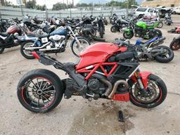 DUCATI DIAVEL 2012 red  gas ZDM13BLWXCB007588 photo #2