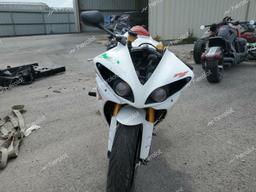 YAMAHA YZFR1 2009 white racer gas JYARN23E69A002284 photo #3