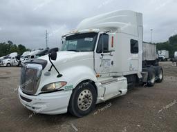 INTERNATIONAL PROSTAR PR 2009 white tractor diesel 2HSCUAPR89C133579 photo #3