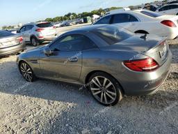 MERCEDES-BENZ SLC 300 2018 gray  gas WDDPK3JA7JF153075 photo #3