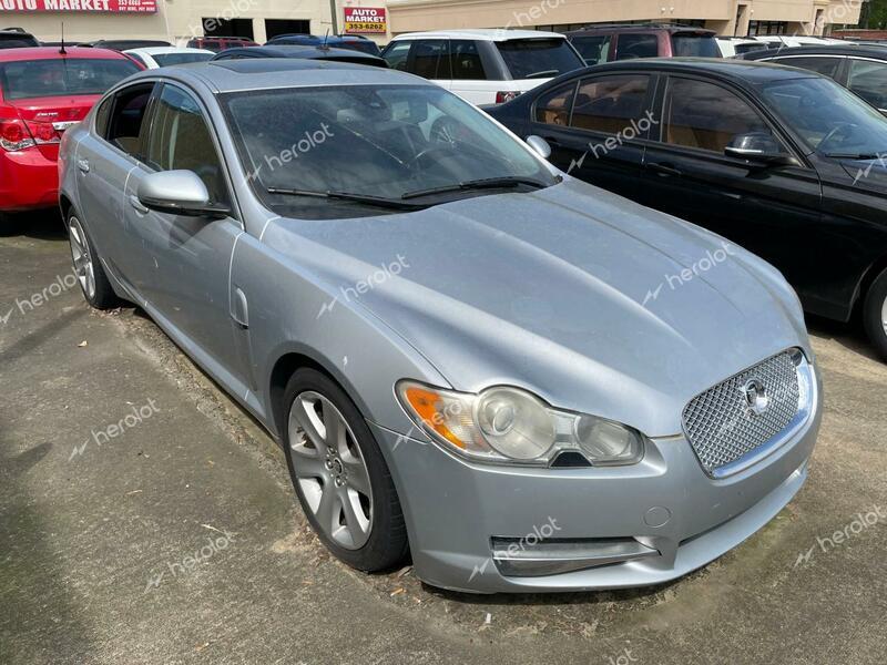 JAGUAR XF 2011 silver sedan 4d gas SAJWA0FB5BLS00598 photo #1