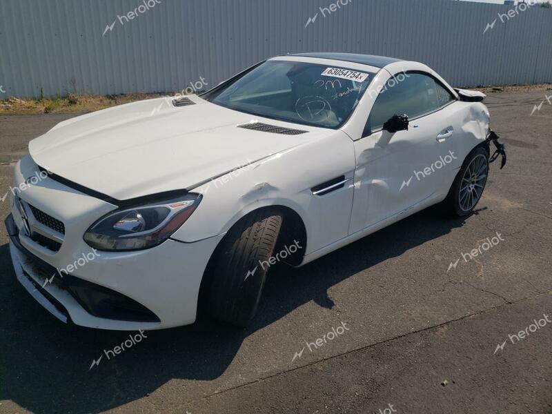 MERCEDES-BENZ SLC 300 2020 white  gas W1KPK3JAXLF169788 photo #1