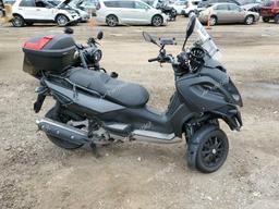 PIAGGIO MP3 500 2010 black motor sc gas ZAPM610X2A5002208 photo #2