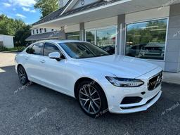 VOLVO S90 T6 MOM 2017 white sedan 4d gas YV1A22MK6H1012112 photo #2