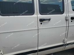 DODGE RAM VAN B2 2001 white  gas 2B7JB21Y81K520252 photo #4