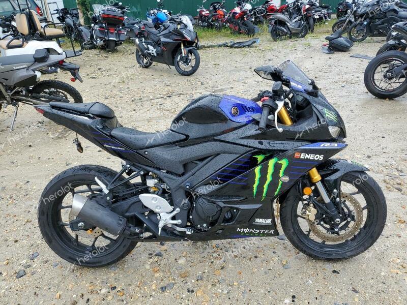 YAMAHA YZFR3 A 2021 black  gas MH3RH18Y2MK005020 photo #1