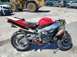 YAMAHA YZFR1 2002 red racer gas JYARN10N42A000229 photo #2