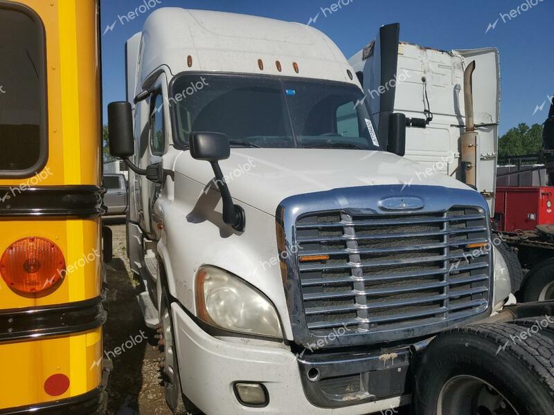 FREIGHTLINER CASCADIA 1 2018 white  diesel 3AKJGLDR1JSJM3255 photo #1