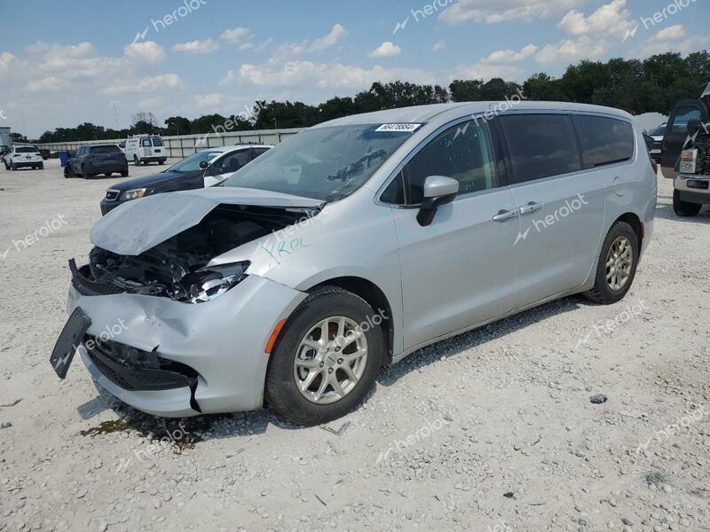 CHRYSLER VOYAGER LX 2022 silver  flexible fuel 2C4RC1CG2NR141565 photo #1