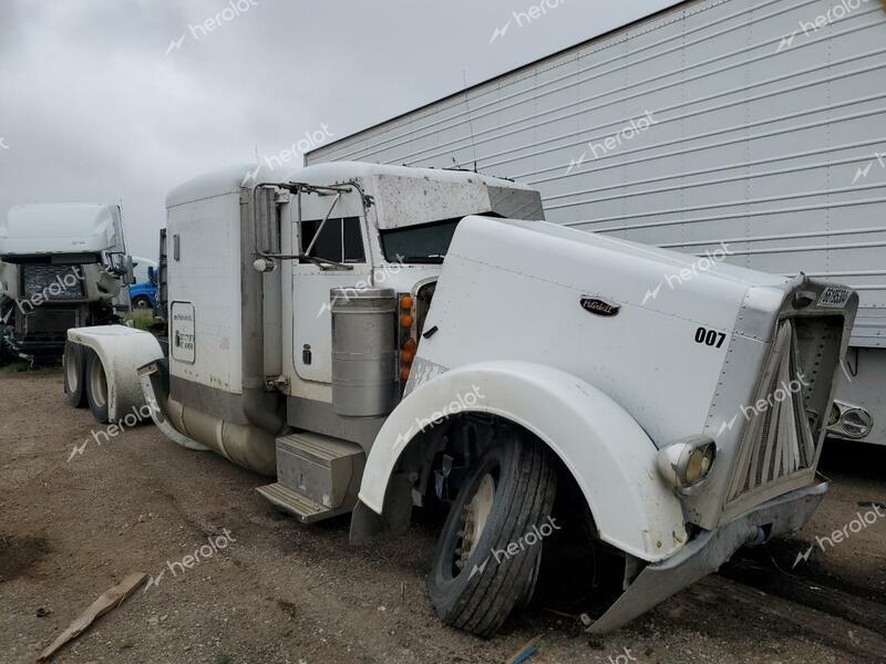 PETERBILT 379 2000 white tractor diesel 1XP5D49X5YD525222 photo #1