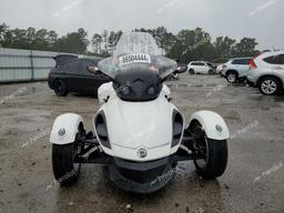 CAN-AM SPYDER ROA 2012 white racer gas 2BXJADA11CV000154 photo #3