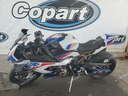 BMW S 1000 RR 2022 white  gas WB10E230XN6F86462 photo #4