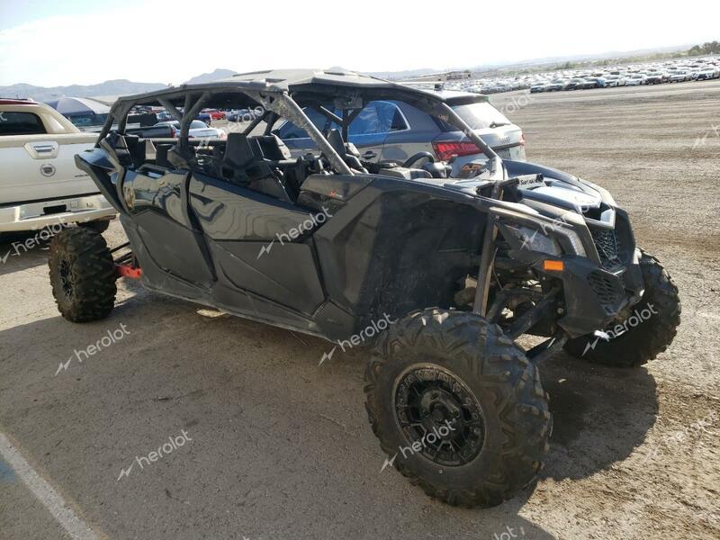 CAN-AM MAVERICK X 2018 black  gas 3JBVNAW22JK002075 photo #1