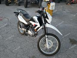 HONDA XR150L E 2023 white  gas 3H1KD1313PD000357 photo #2