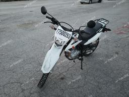 HONDA XR150L E 2023 white  gas 3H1KD1313PD000357 photo #3