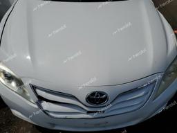 TOYOTA CAMRY BASE 2010 white sedan 4d gas JTNBF3EK9A3004708 photo #4