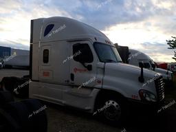 FREIGHTLINER CASCADIA 1 2018 white  diesel 3AKJGLDR9JSHP1180 photo #2