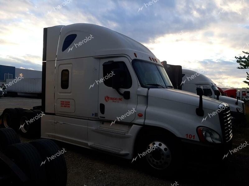 FREIGHTLINER CASCADIA 1 2018 white  diesel 3AKJGLDR9JSHP1180 photo #1