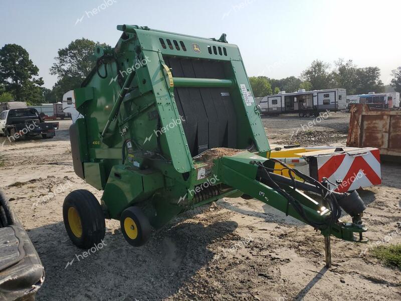 JOHN DEERE BAILER 2019 green   1E0450EDTKK450349 photo #1