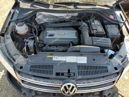 VOLKSWAGEN TIGUAN LIM 2018 black  gas WVGBV7AX3JK004351 photo #4