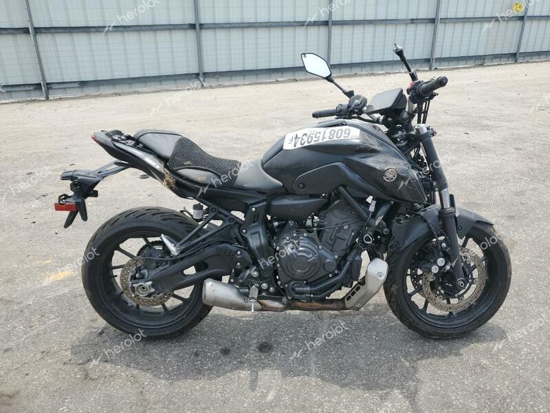 YAMAHA MT07 2023 black  gas JYARM32E3PA007241 photo #1