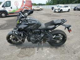 YAMAHA MT07 2023 black  gas JYARM32E3PA007241 photo #4