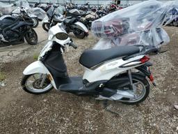 PIAGGIO LIBERTY 15 2022 white  gas ZAPM898G8N7003340 photo #4