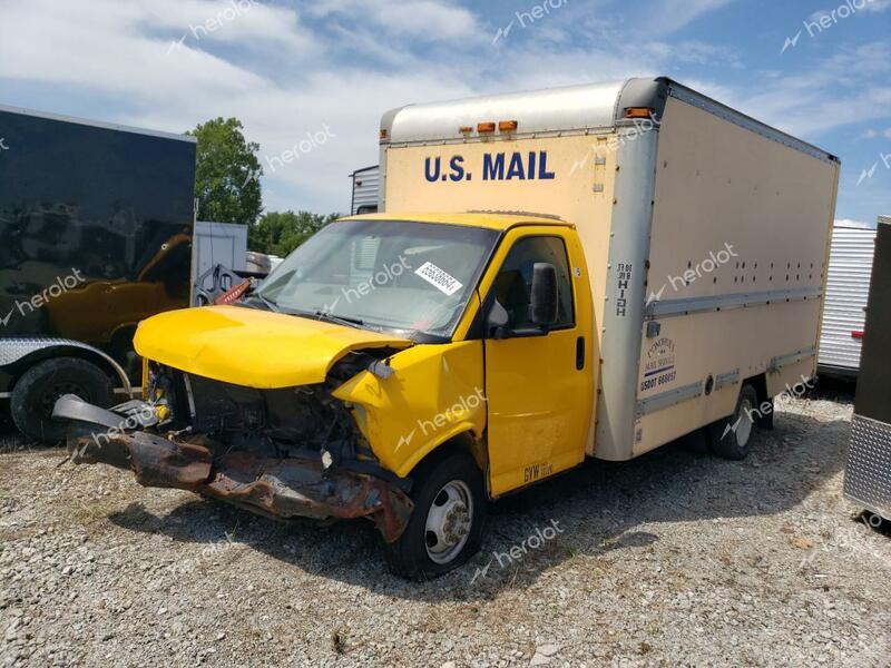 GMC SAVANA CUT 2006 yellow cutaway gas 1GDHG31UX61903191 photo #1