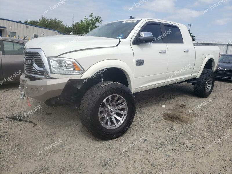 RAM 2500 LONGH 2018 cream  diesel 3C6UR5PL3JG263379 photo #1