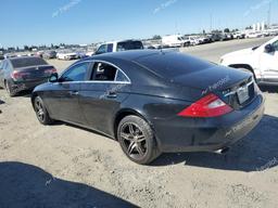 MERCEDES-BENZ CLS 500C 2006 black  gas WDDDJ75X76A055213 photo #3