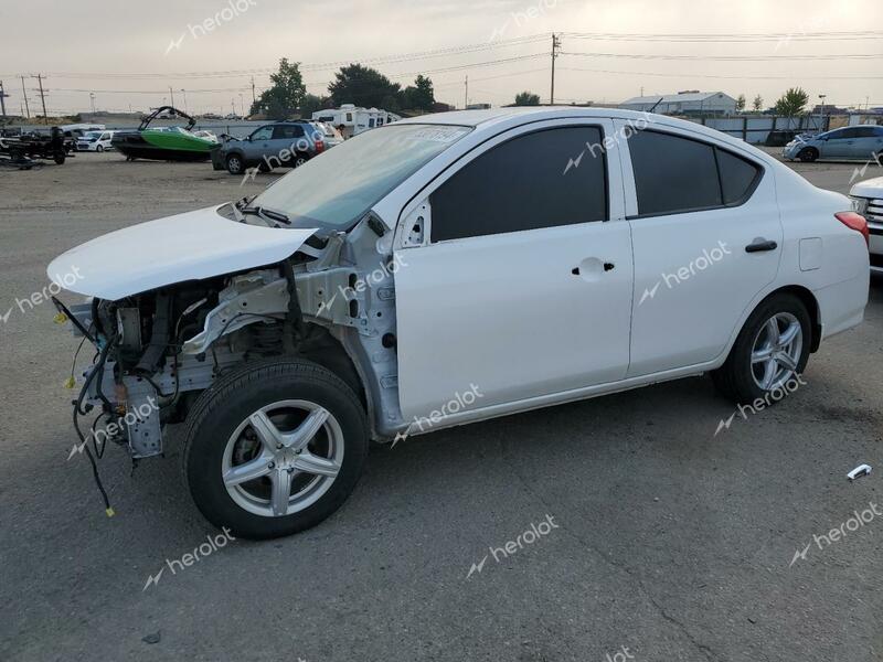 NISSAN VERSA S 2017 white  gas 3N1CN7AP9HL845515 photo #1