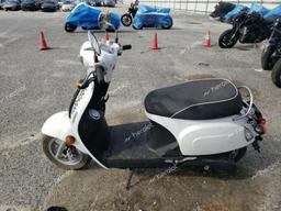 KYMCO USA INC COMPAGNO 1 2018 white  gas RFBG1G101JB220436 photo #4