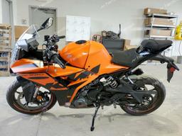 KTM 390 RC 2022 orange  gas MD2JYJ403NC214848 photo #4