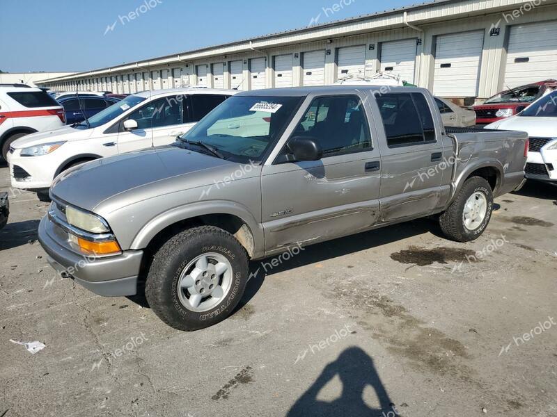 CHEVROLET S TRUCK S1 2004 tan  gas 1GCDT13X94K139478 photo #1