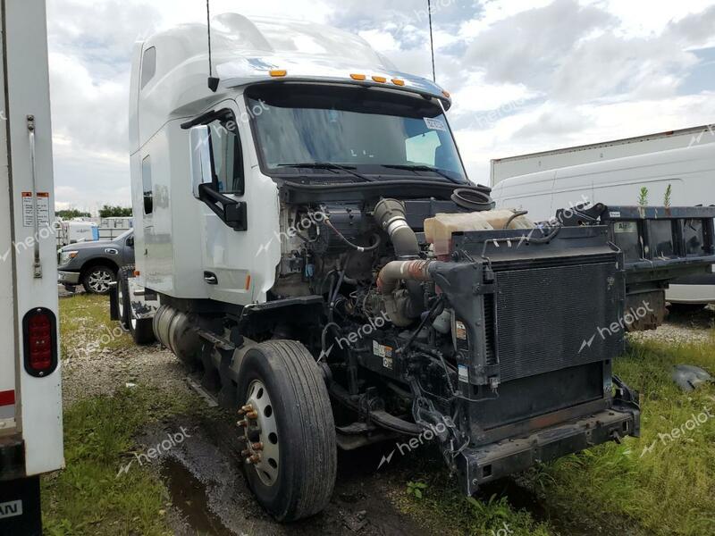 PETERBILT 579 2020 white  diesel 1XPBDP9X4LD633473 photo #1