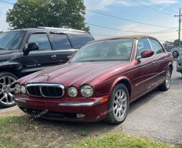 JAGUAR XJ8 2004 red sedan 4d gas SAJWA71C84SG29769 photo #3